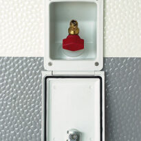 Gas hraðtengi með lás